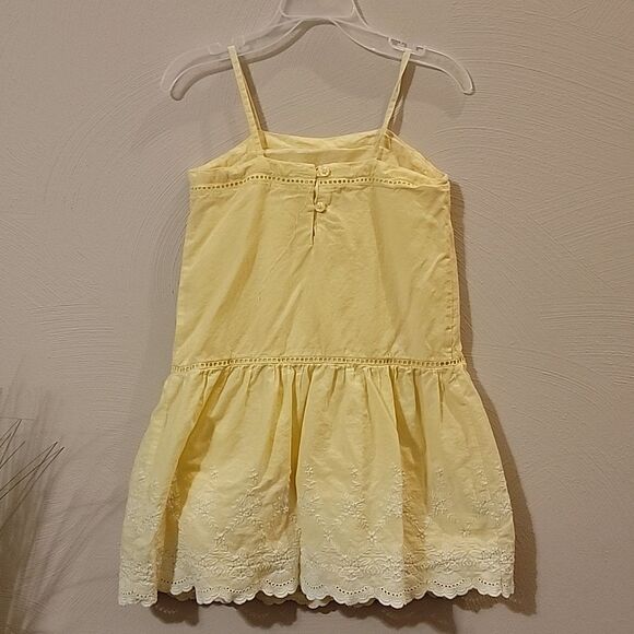GIRL'S GAP YELLOW SUNDRESS WITH FLORAL EMBROIDERY ON SCALLOPED HEM, SIZE 5 - Picture 5 of 9